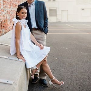 Linen dress with bows